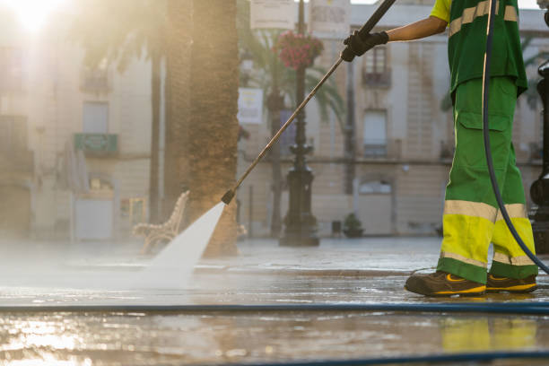 Why Choose Our Certified Pressure Washing Experts for Your Project Needs in Crownsville, MD?